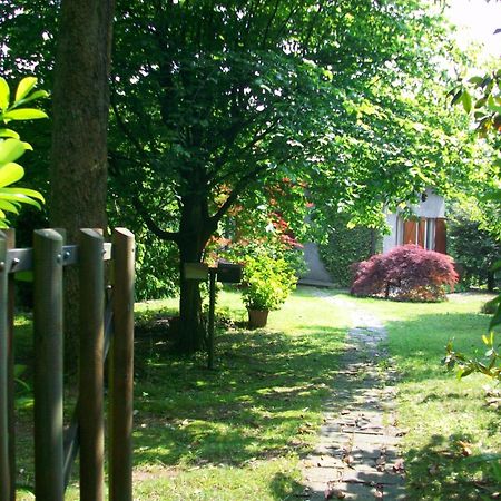 B&B L'Albero Maestro Orsenigo Eksteriør bilde